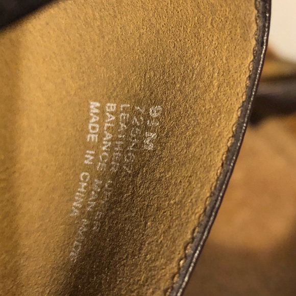 Shoes - Picture 4 of 4